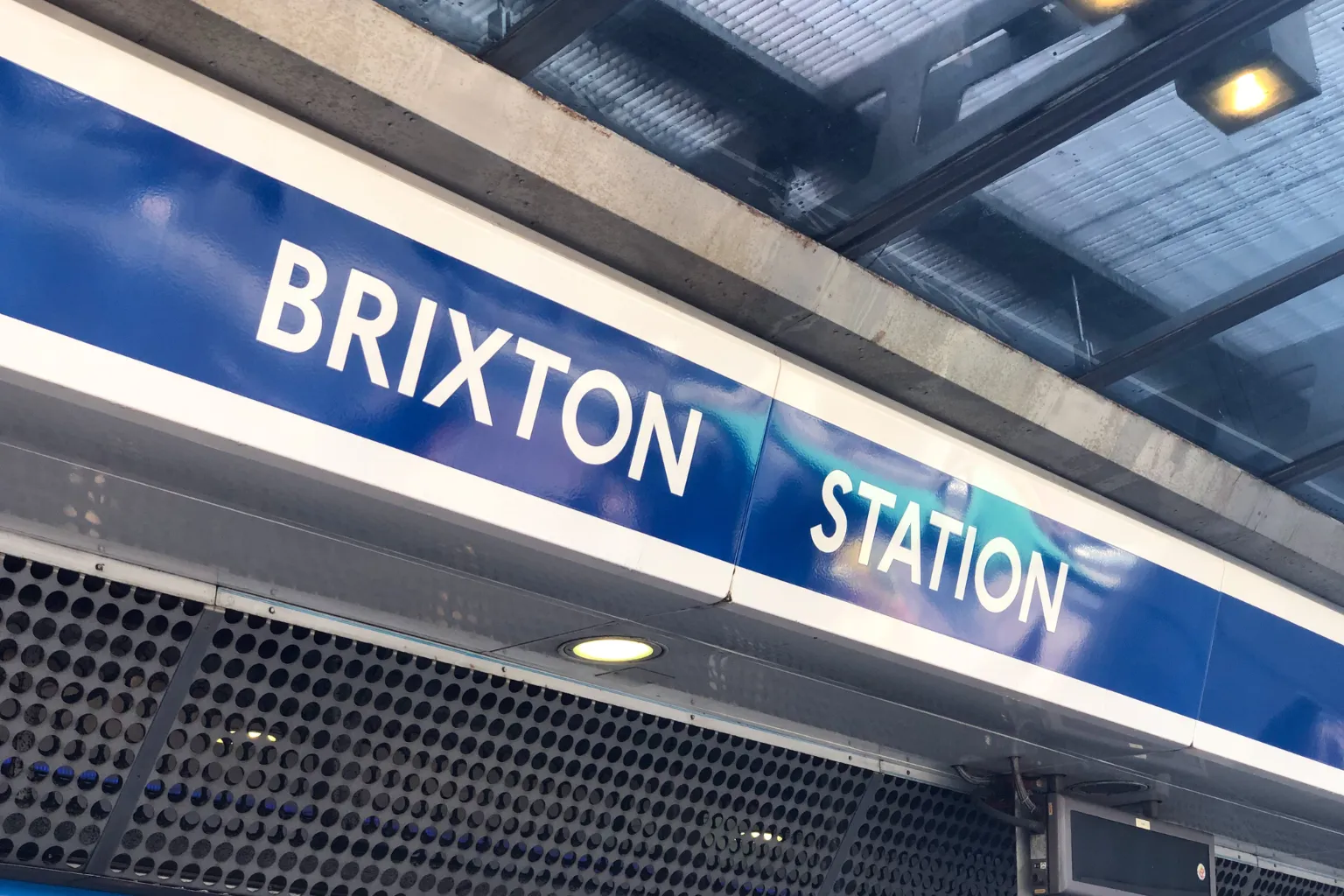 Earth Friendly Cleaning | Brixton | Before After